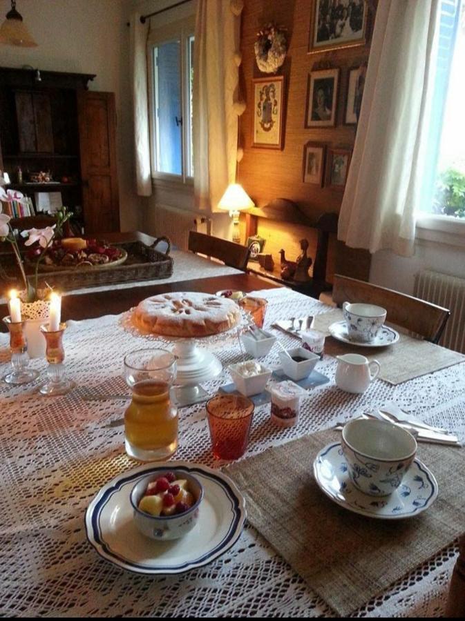 Mareil-Marly Le Cerisier B&B 외부 사진